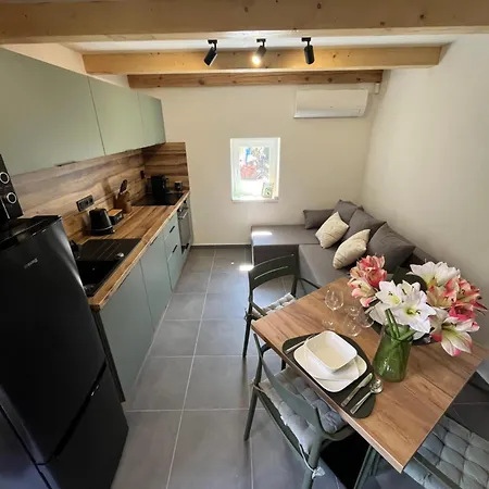 Luxusni Mini Domecek 度假居 *
