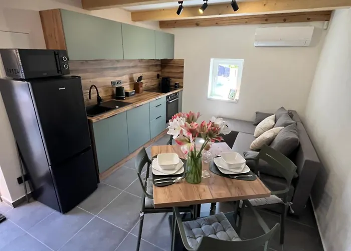 Vakantiehuis Luxusni Mini Domecek Česká Lípa